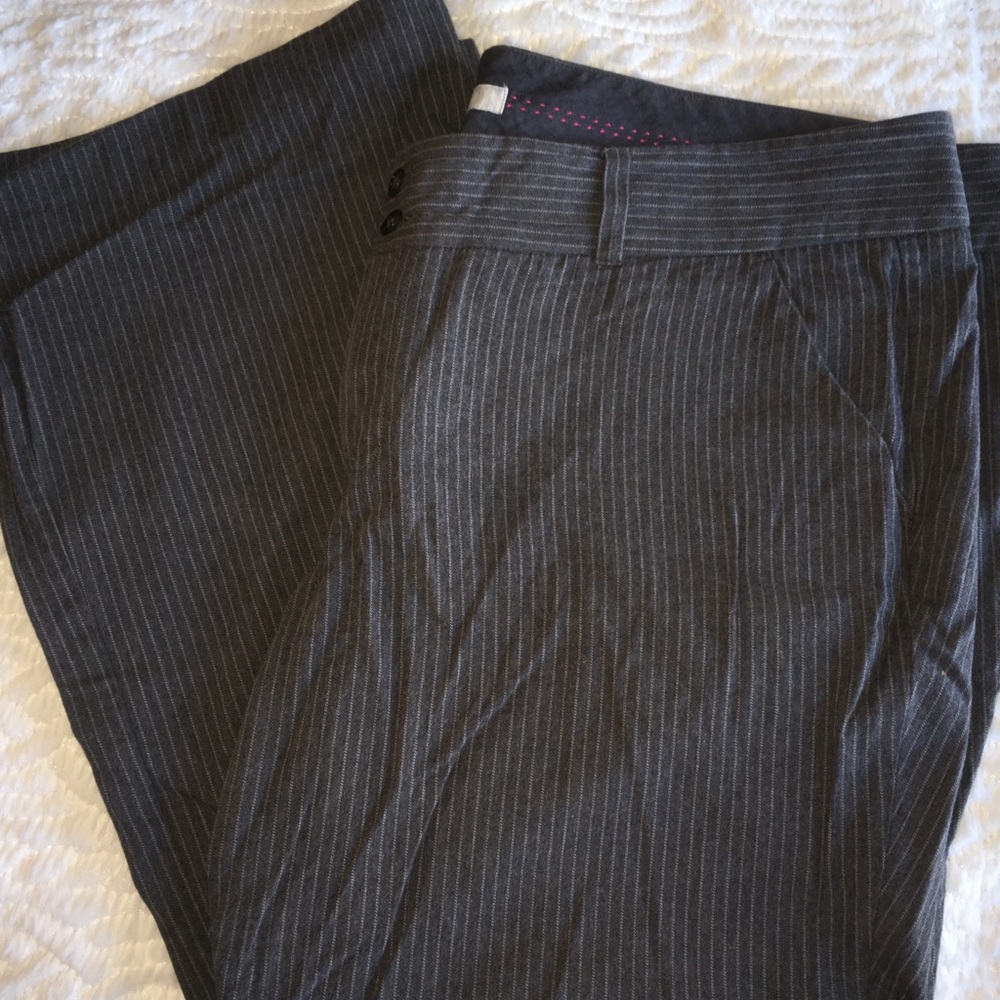 Old Navy Mid-rise Gray Pinstriped Trousers